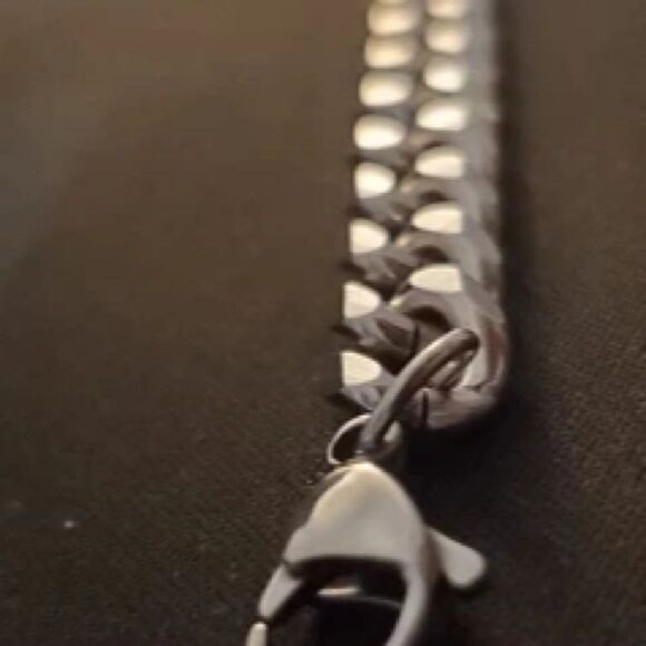 👍206👍 CUBAN STAINLESS STEEL CLASSIC UNISEX CHAIN BRACELET - Picture 6 of 13